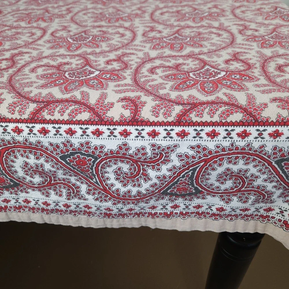 Williams Sonoma Red Floral Block Print Tablecloth Cotton Boho Christmas 70x126